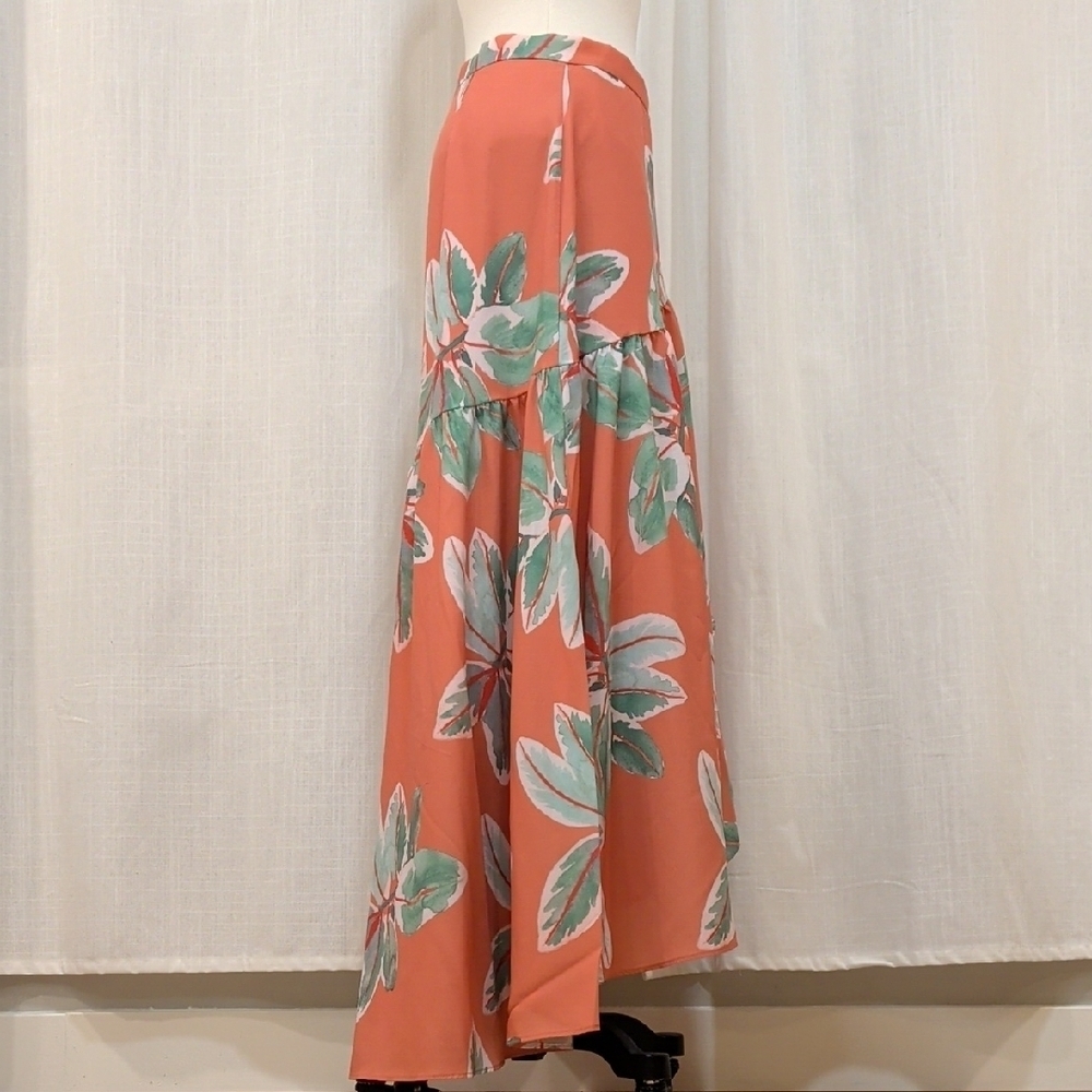 NWT Floral Wrap Tiered Skirt Anthropologie - Picture 7 of 9